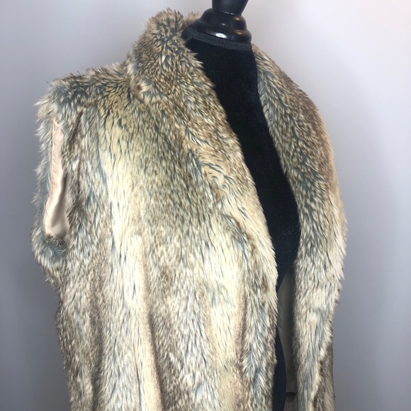 SWS Faux Fur Vest Large - Picture 6 of 7